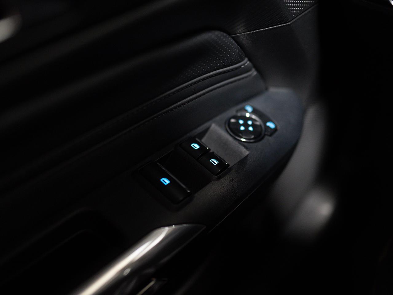 2025 Ford Mustang ECOBOOST PREMIUM | CONVERTIBLE | CARPLAY Photo