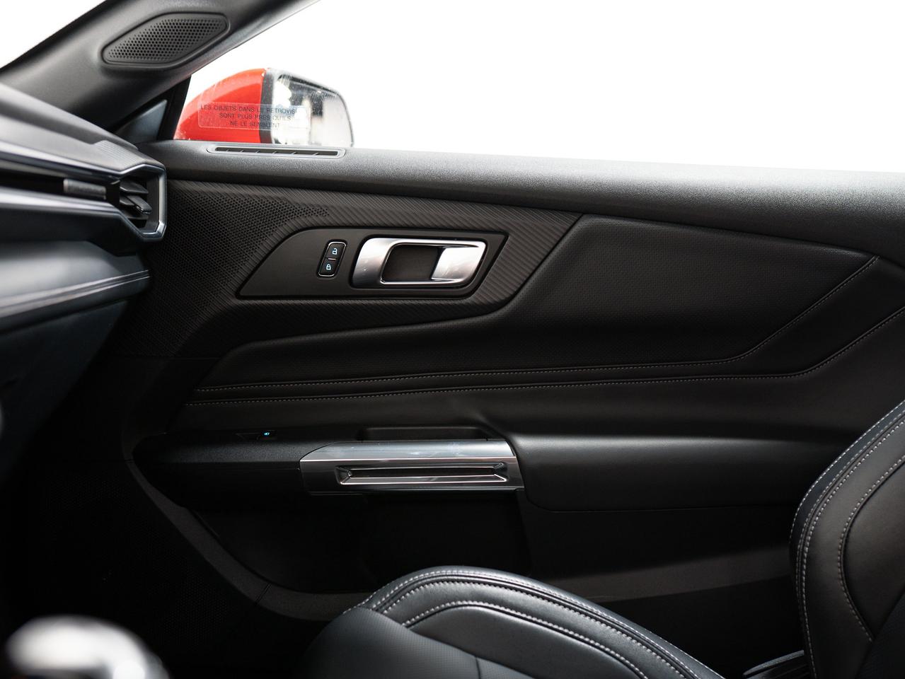 2025 Ford Mustang ECOBOOST PREMIUM | CONVERTIBLE | CARPLAY Photo