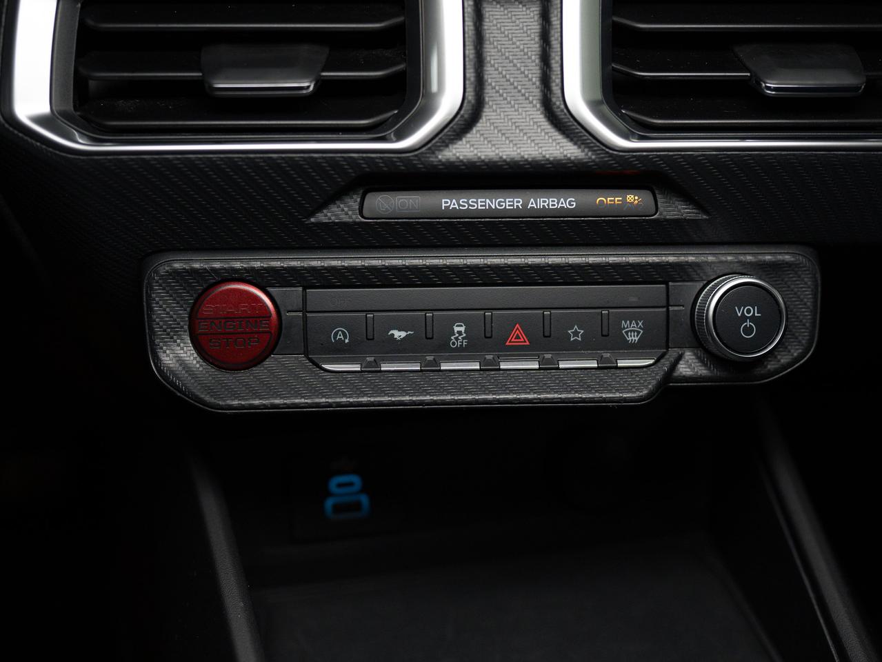 2025 Ford Mustang ECOBOOST PREMIUM | CONVERTIBLE | CARPLAY Photo