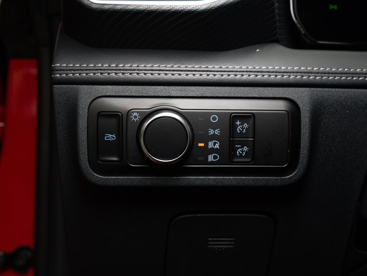 2025 Ford Mustang ECOBOOST PREMIUM | CONVERTIBLE | CARPLAY Photo