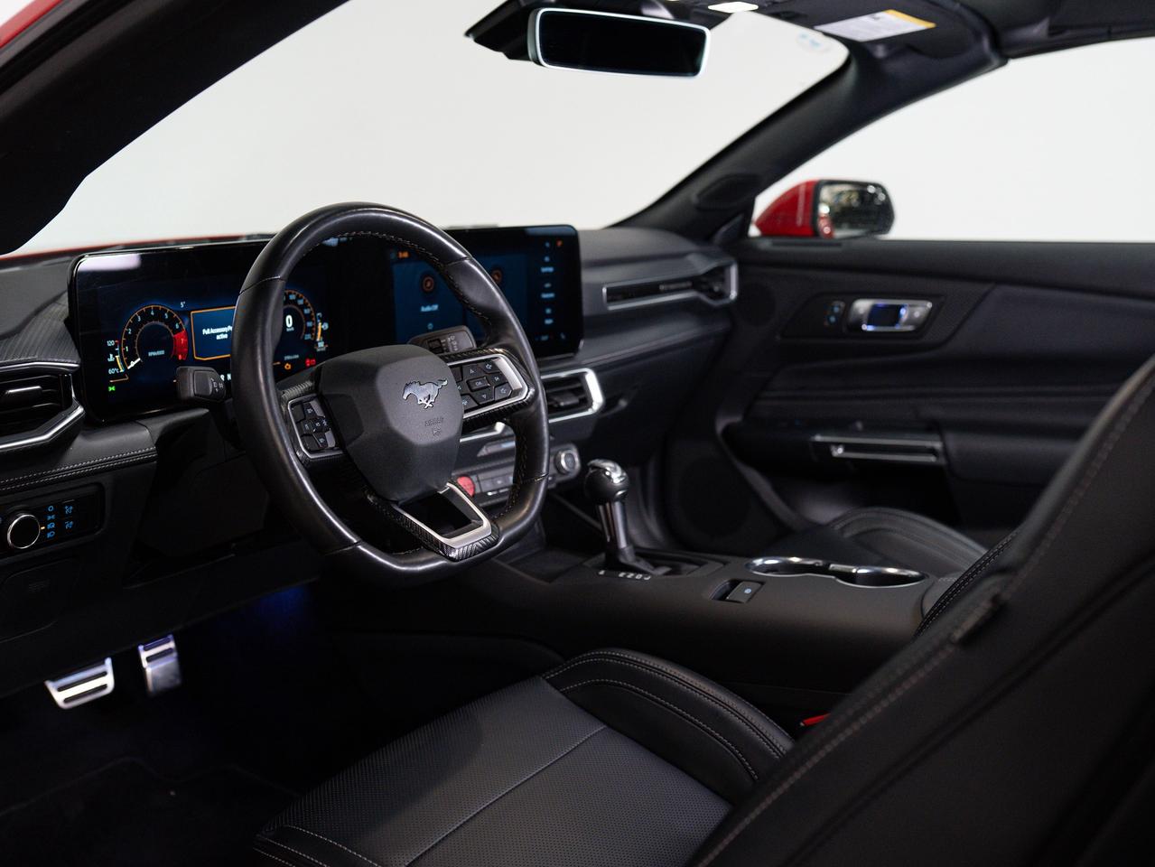 2025 Ford Mustang ECOBOOST PREMIUM | CONVERTIBLE | CARPLAY Photo