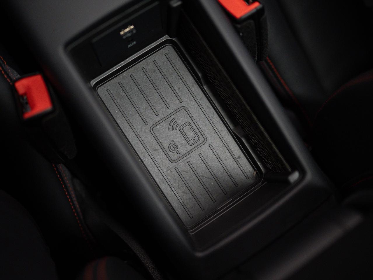 2020 Audi RS 3 Sedan BLACK OPTICS | CARBON FIBRE | B&O | SUNROOF Photo