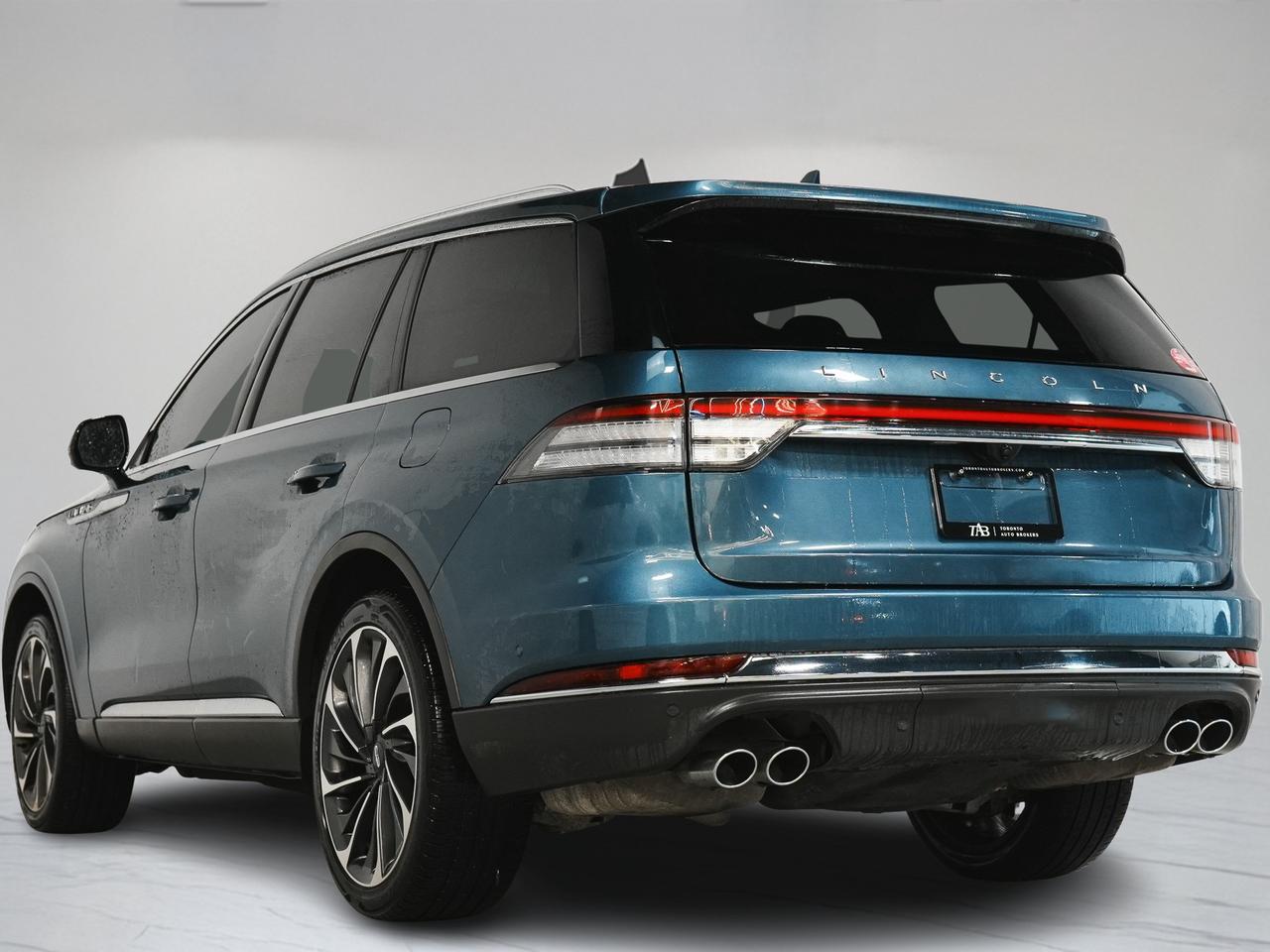 2020 Lincoln Aviator RESERVE | ELEMENTS PKG | REAR ENTERTAIMENT | 22 IN Photo