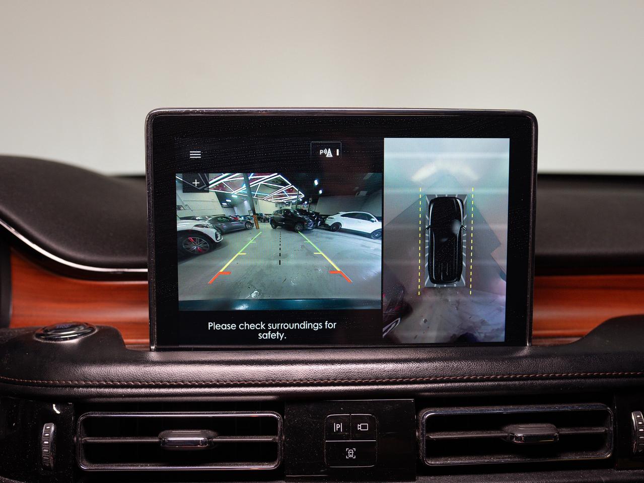 2020 Lincoln Aviator RESERVE | ELEMENTS PKG | REAR ENTERTAIMENT | 22 IN Photo