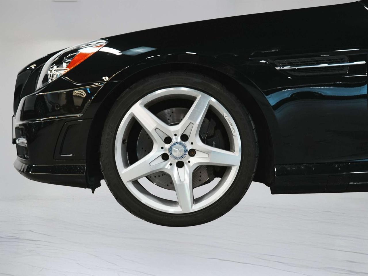 2015 Mercedes-Benz SLK 350 | AMG | CONVERTIBLE | PREMIUM PKG Photo