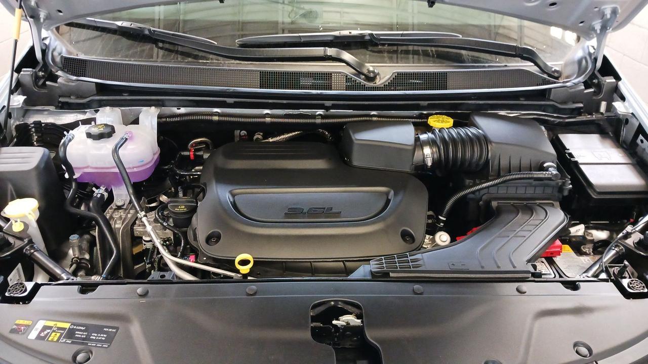2026 Chrysler Pacifica Limited FWD Photo