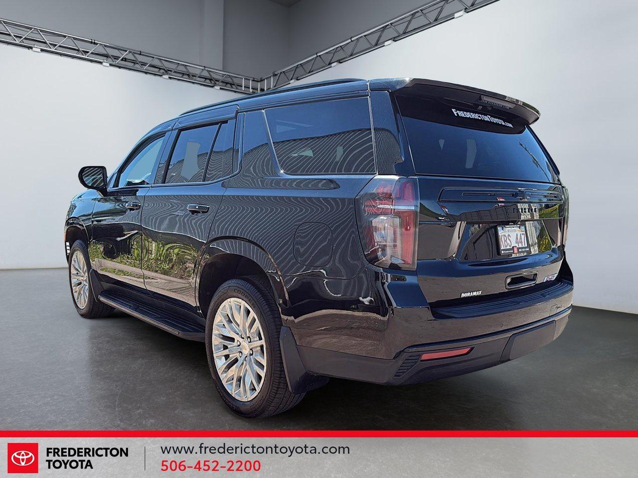 2023 Chevrolet Tahoe RST Photo3