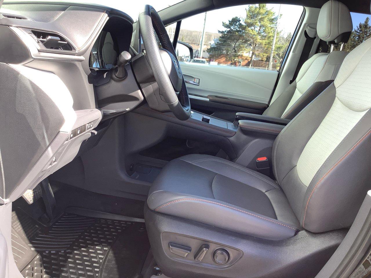 2024 Toyota Sienna  Photo