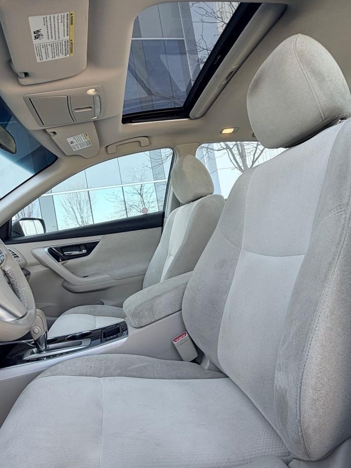 2013 Nissan Altima 4dr Sedan I4 CVT 2.5 Photo
