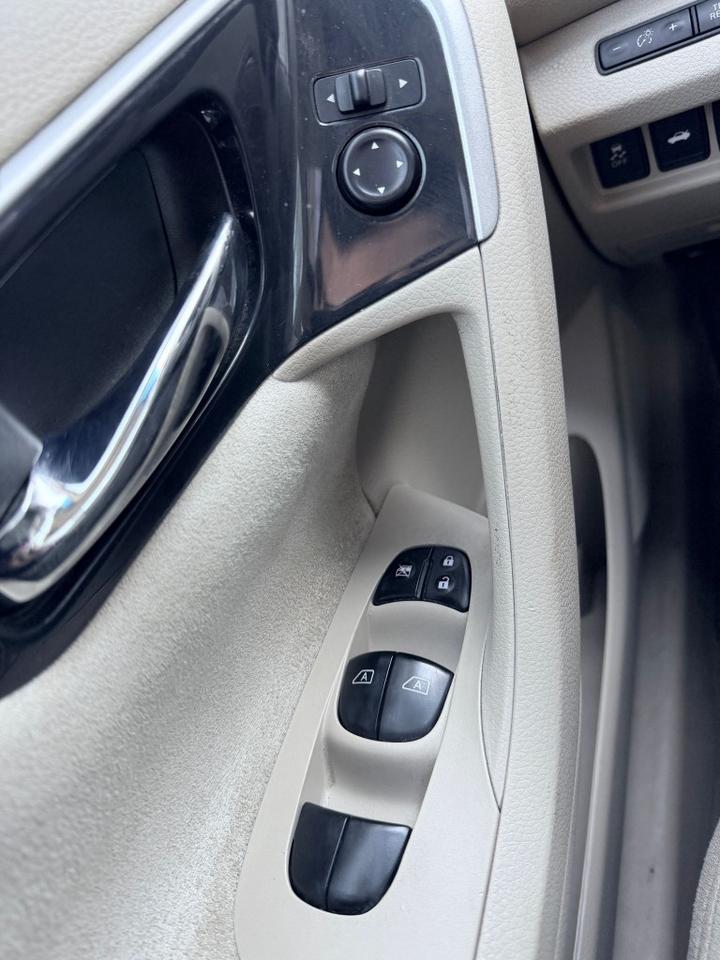 2013 Nissan Altima 4dr Sedan I4 CVT 2.5 Photo