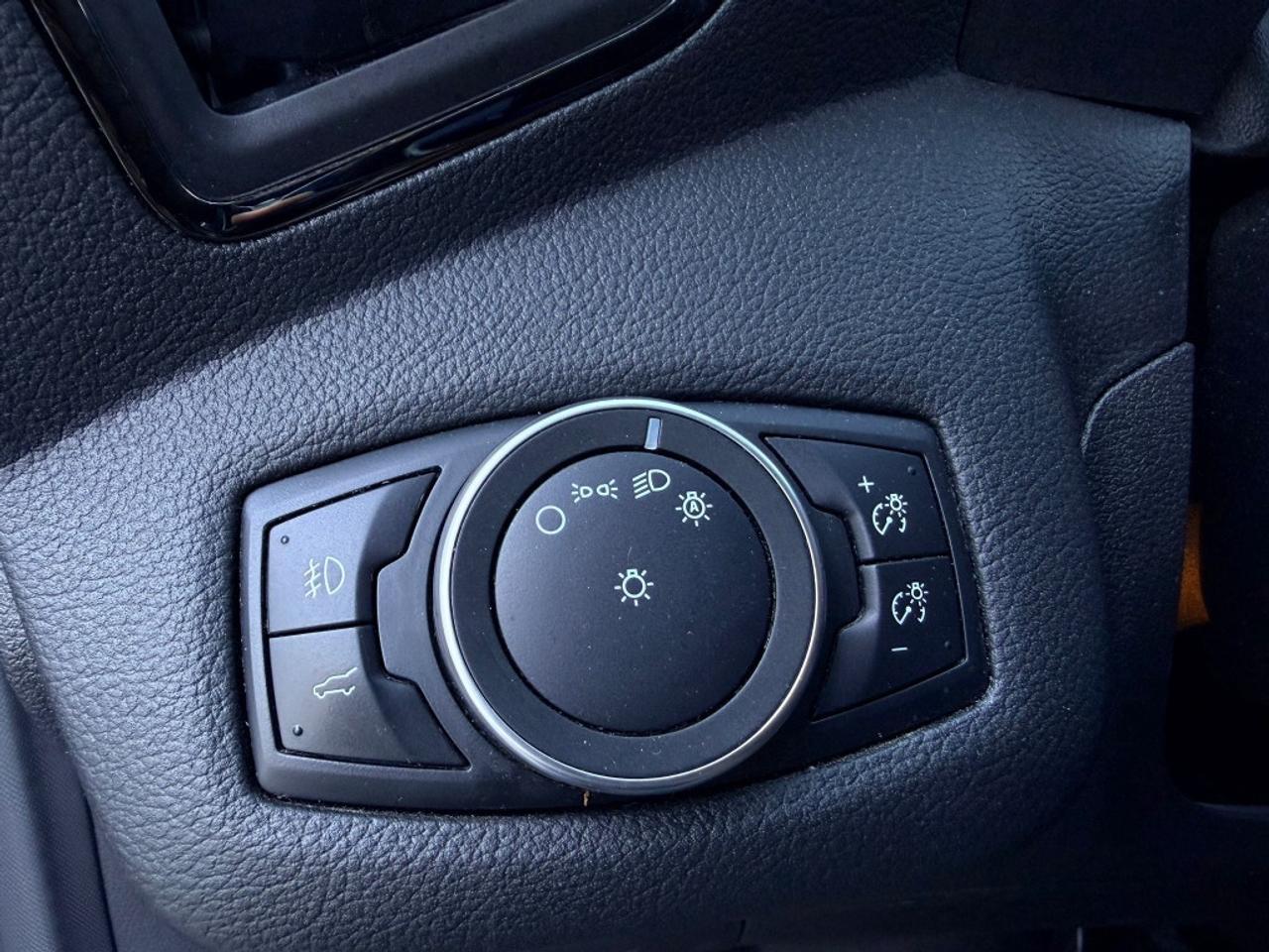 2018 Ford Escape SEL 4dr 4x4 Automatic Photo