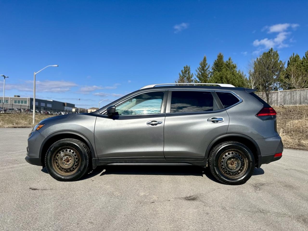 2017 Nissan Rogue S  - $142 B/W Photo