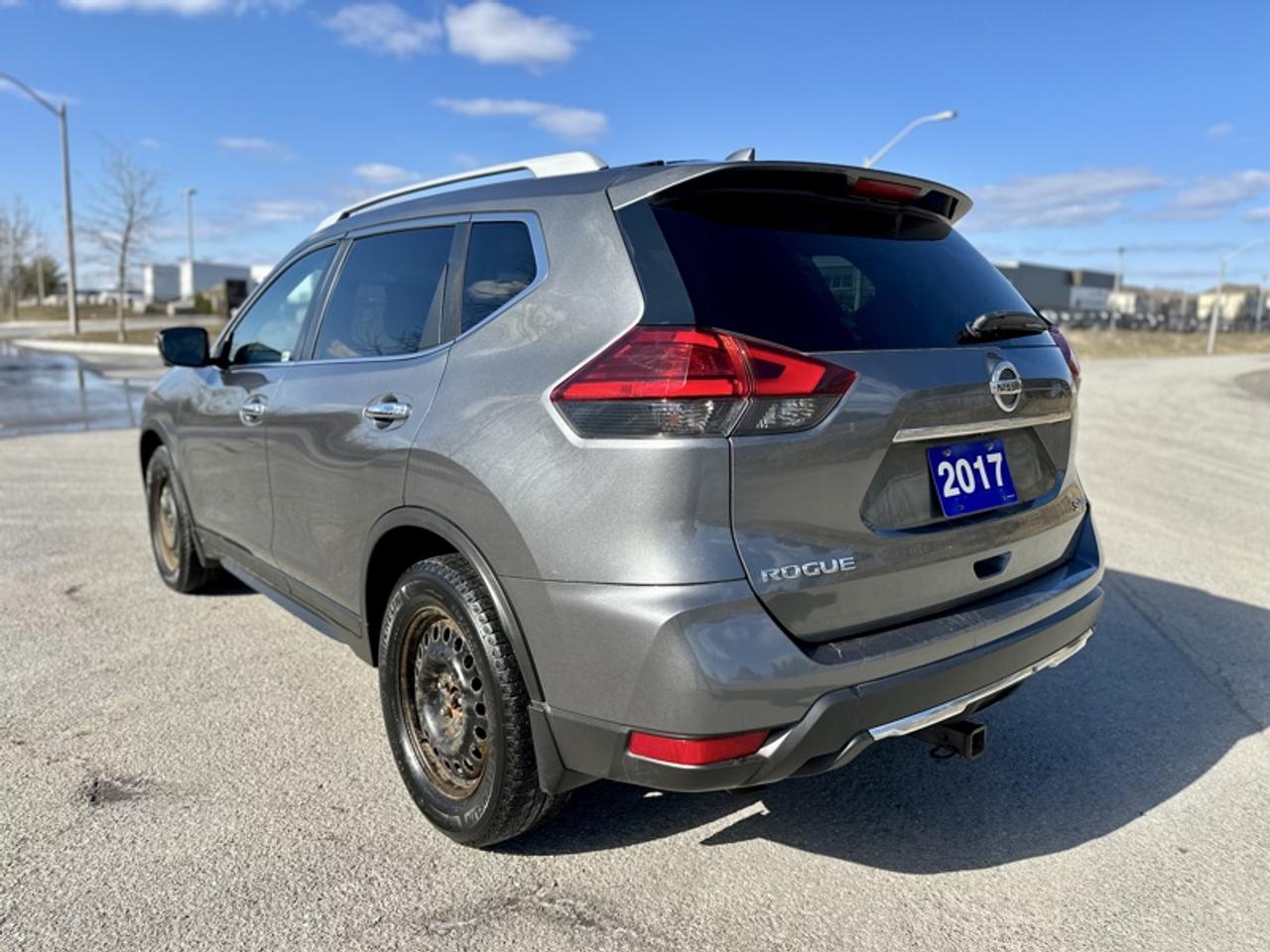 2017 Nissan Rogue S  - $142 B/W Photo