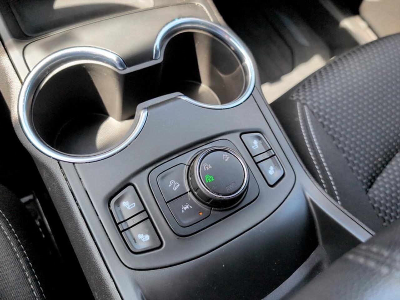 2024 GMC Terrain SLE Elevation  **AWD - APPLE CARPLAY** Photo