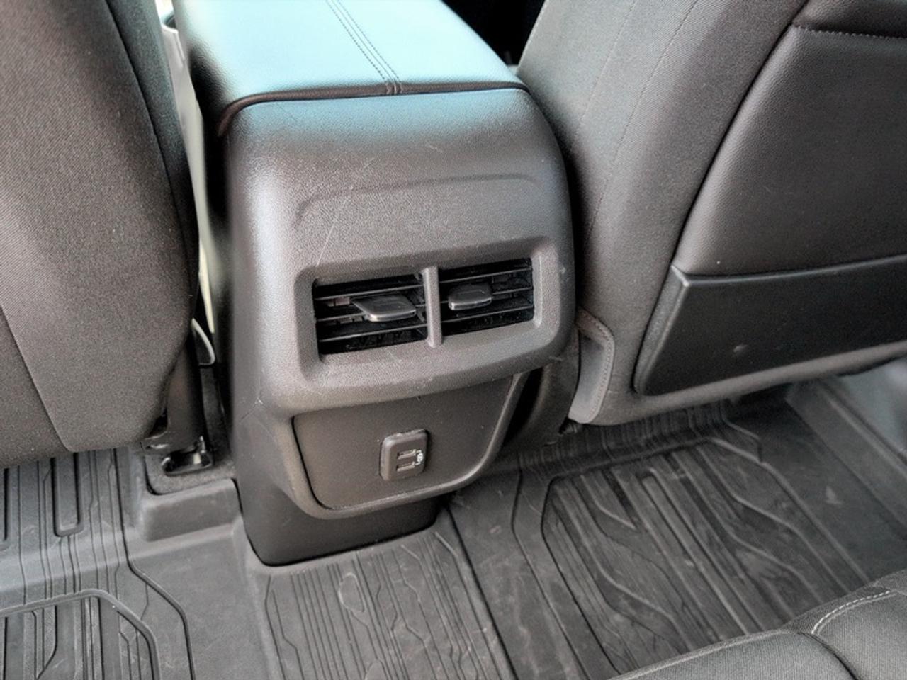 2024 GMC Terrain SLE Elevation  **AWD - APPLE CARPLAY** Photo