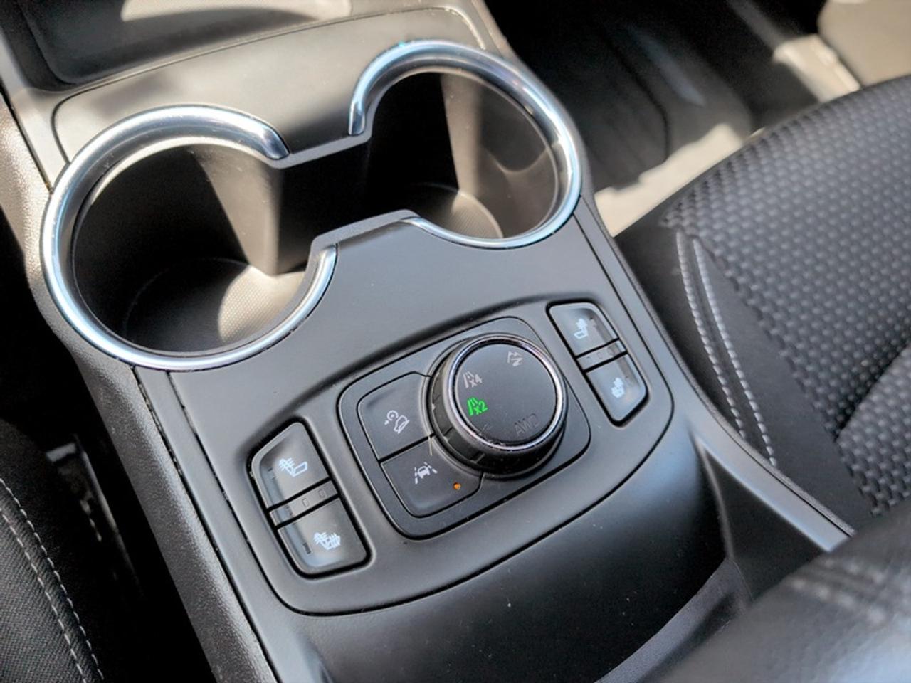 2024 GMC Terrain SLE Elevation  **AWD - APPLE CARPLAY** Photo