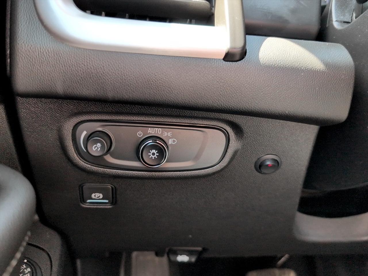 2024 GMC Terrain SLE Elevation  **AWD - APPLE CARPLAY** Photo