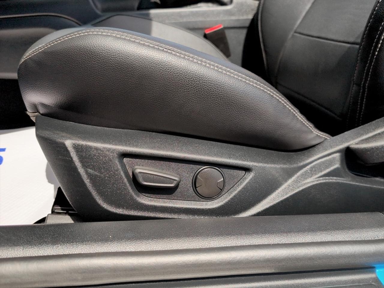 2022 Ford Mustang GT Premium  **LOW MILEAGE** Photo