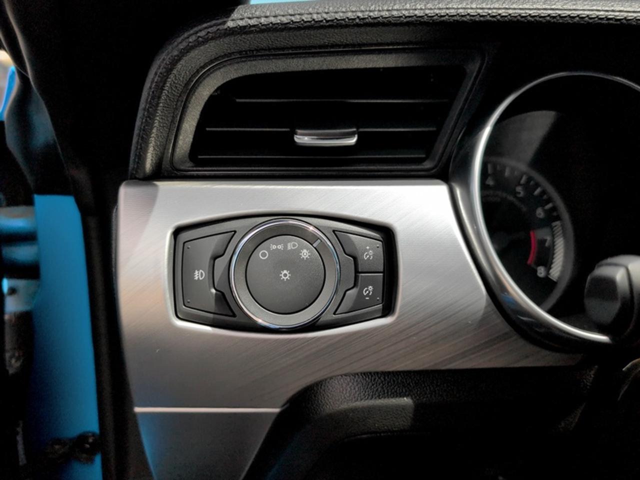 2022 Ford Mustang GT Premium  **LOW MILEAGE** Photo