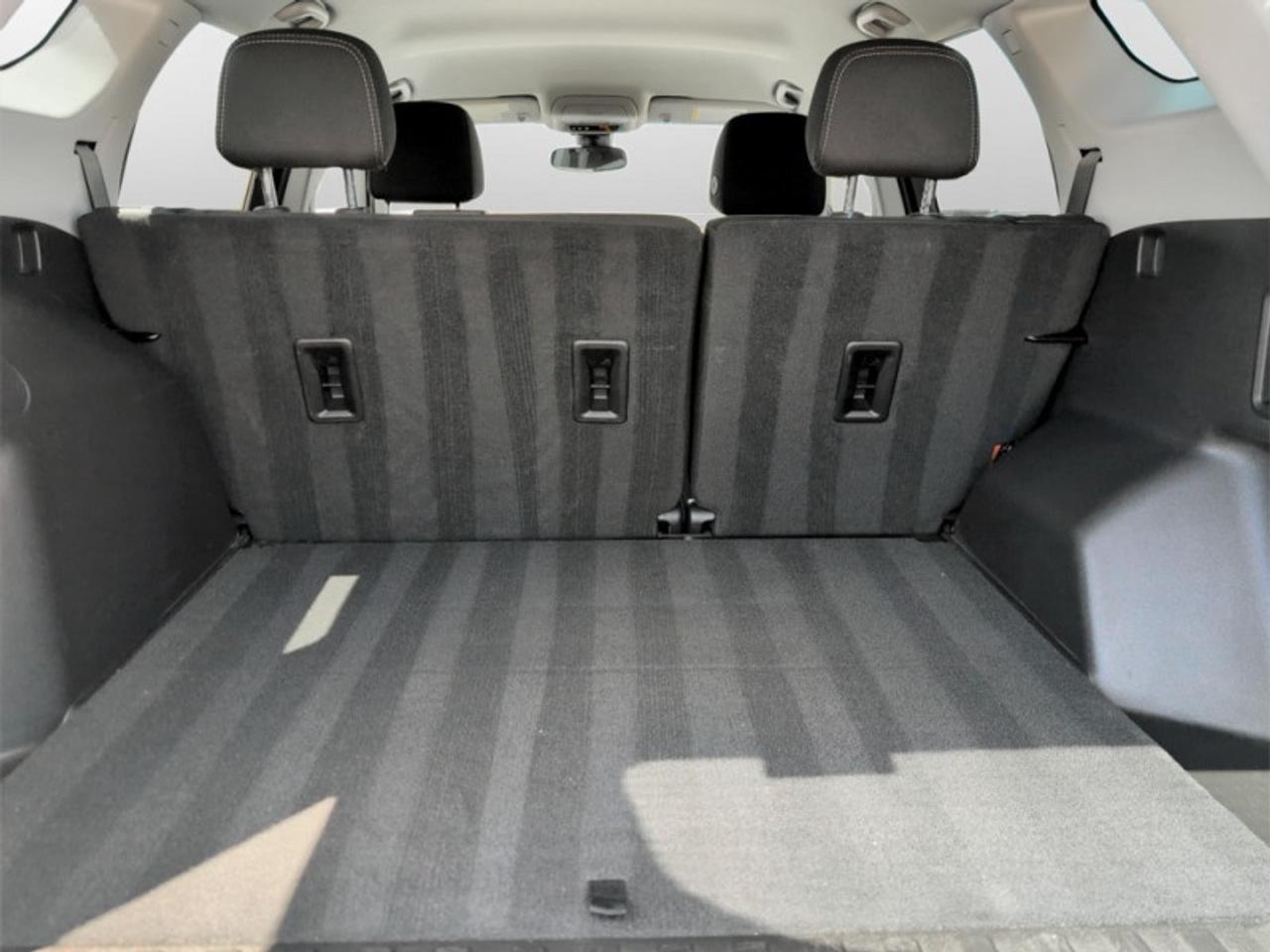 2024 GMC Terrain SLE Elevation  **AWD - APPLE CARPLAY** Photo