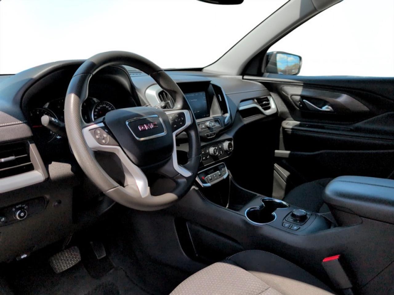 2024 GMC Terrain SLE Elevation  **AWD - APPLE CARPLAY** Photo