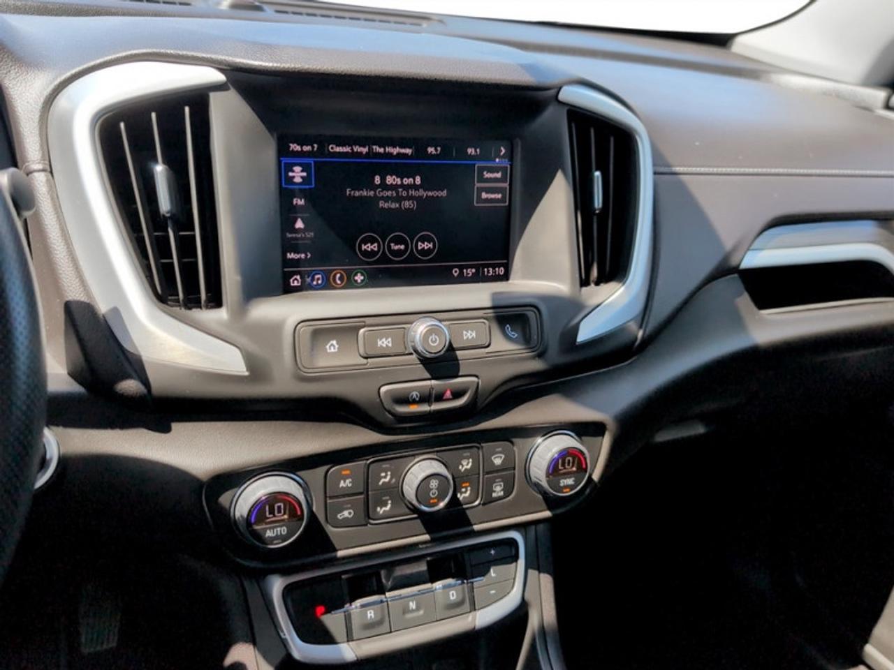 2024 GMC Terrain SLE Elevation  **AWD - APPLE CARPLAY** Photo