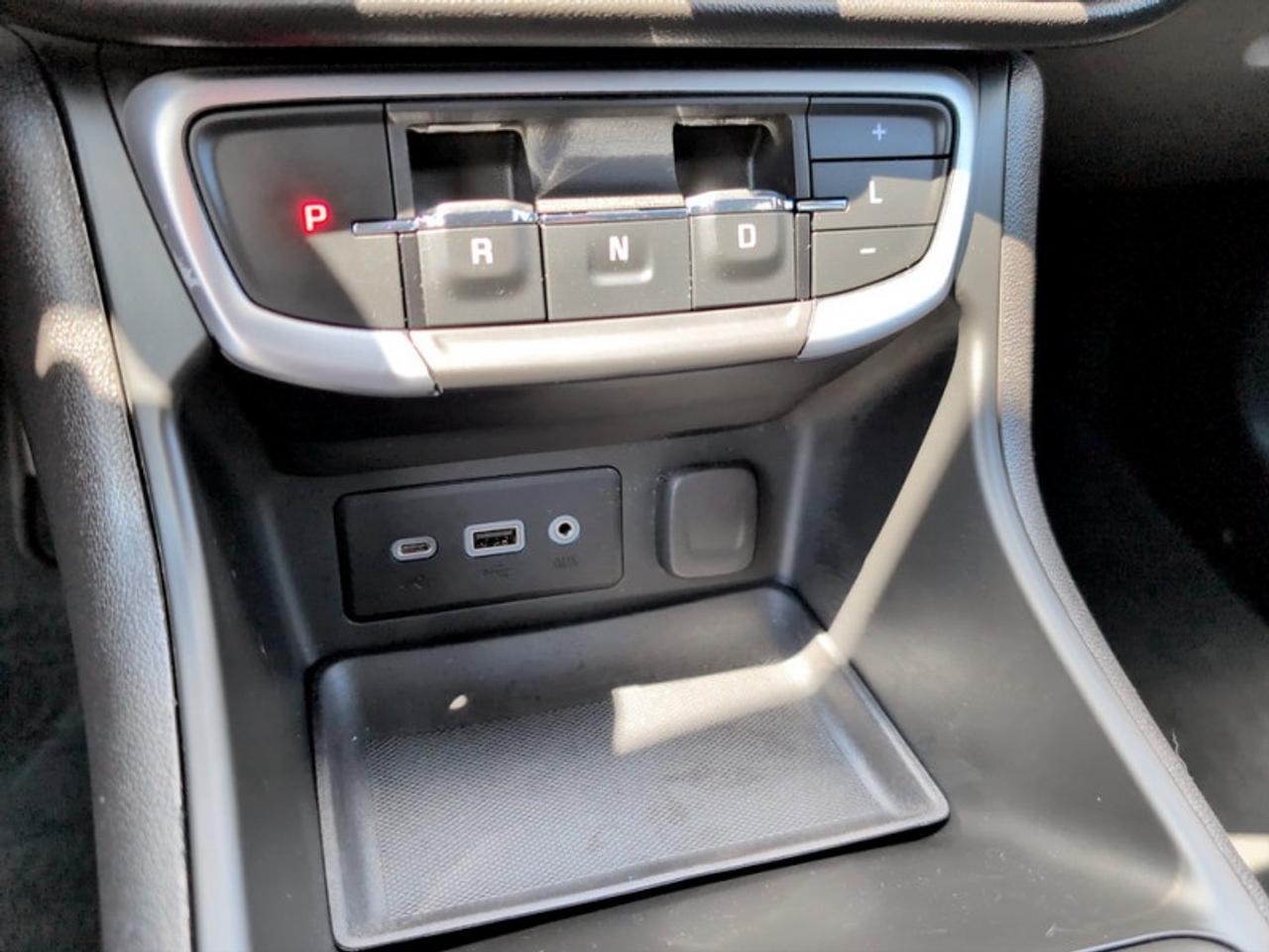 2024 GMC Terrain SLE Elevation  **AWD - APPLE CARPLAY** Photo