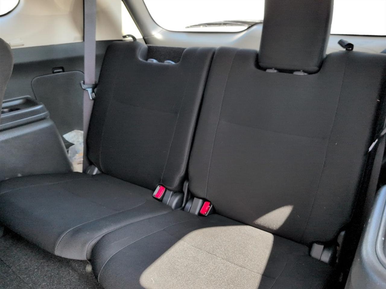 2020 Mitsubishi Outlander ES  **CLEAN CARFAX** Photo
