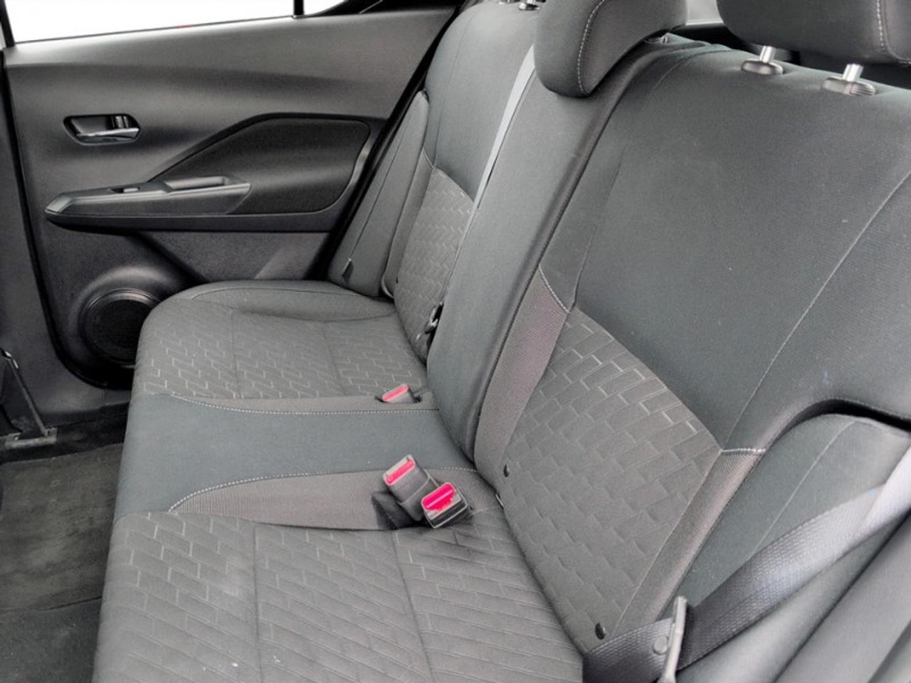 2024 Nissan Kicks SV  **CLEAN CF - LOW KMS** Photo