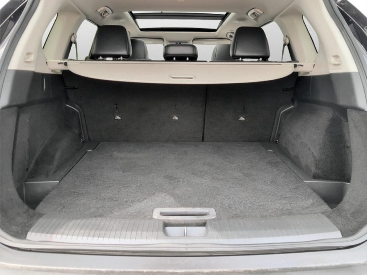 2023 Nissan Rogue SV Midnight Edition  **PANO ROOF** Photo
