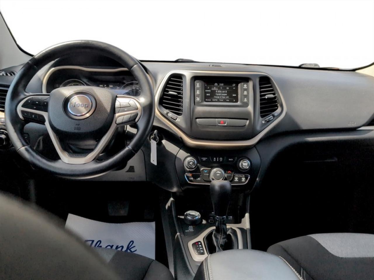 2018 Jeep Cherokee Sport Altitude  *3.2L PENTASTAR V6* Photo