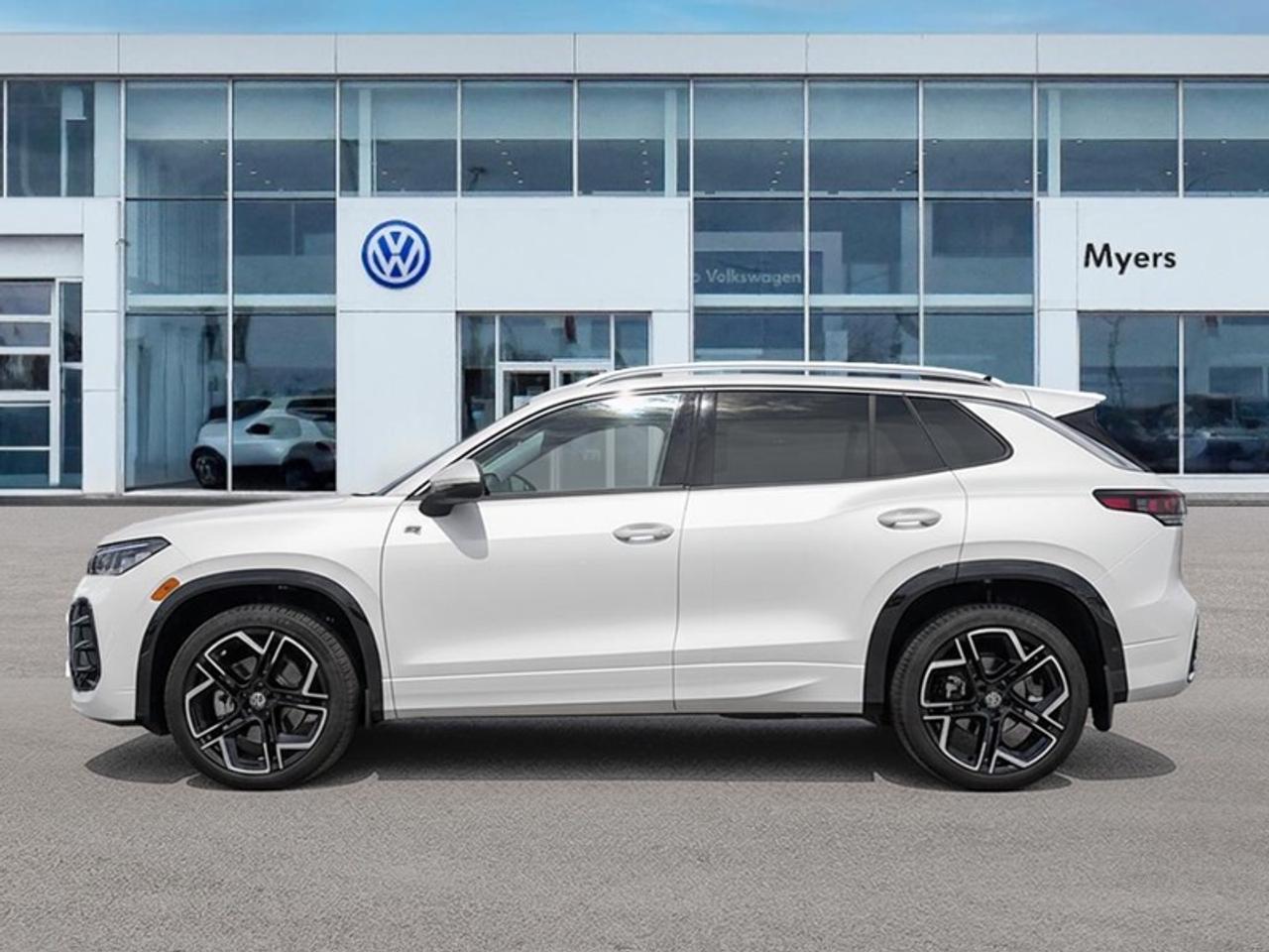 2026 Volkswagen Tiguan Highline Turbo R-Line Photo2