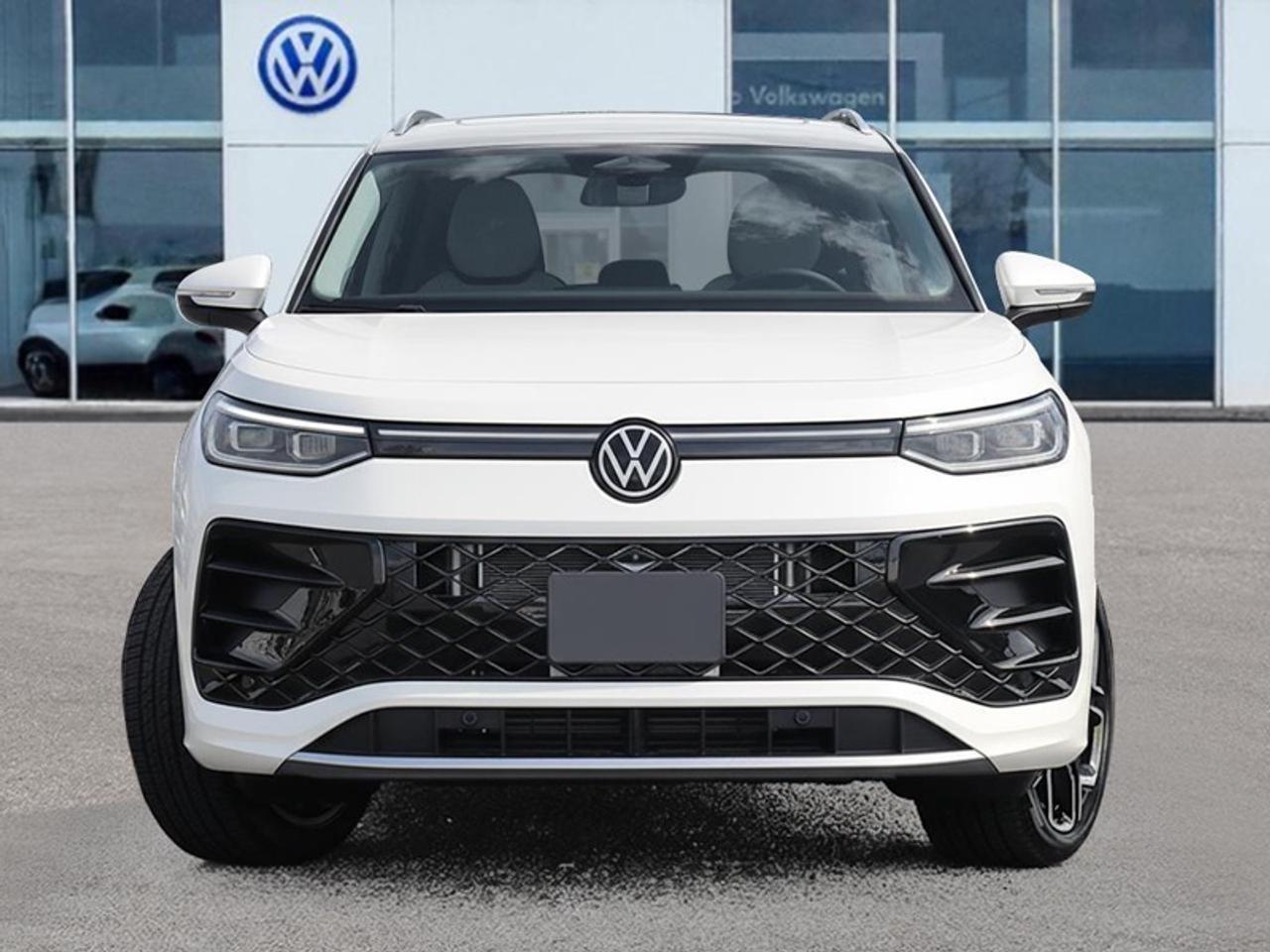 2026 Volkswagen Tiguan Highline Turbo R-Line Photo1