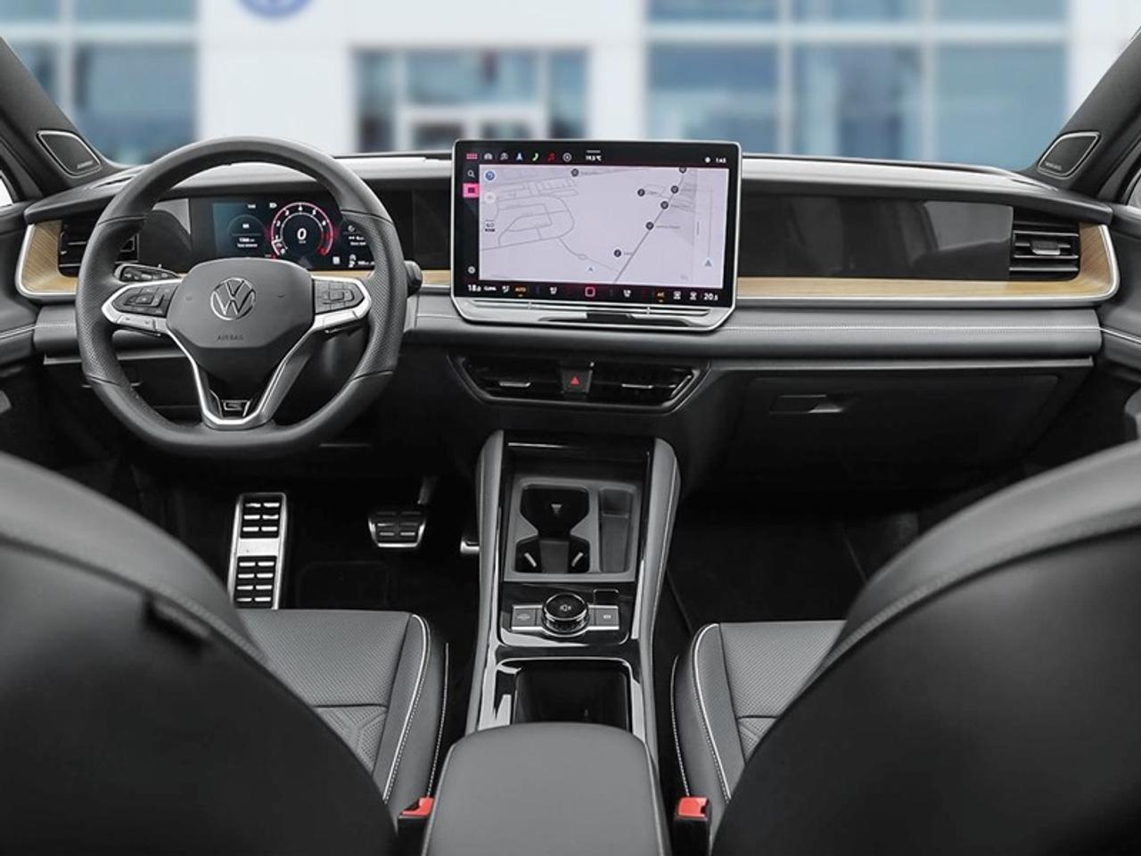 2026 Volkswagen Tiguan Highline Turbo R-Line Photo