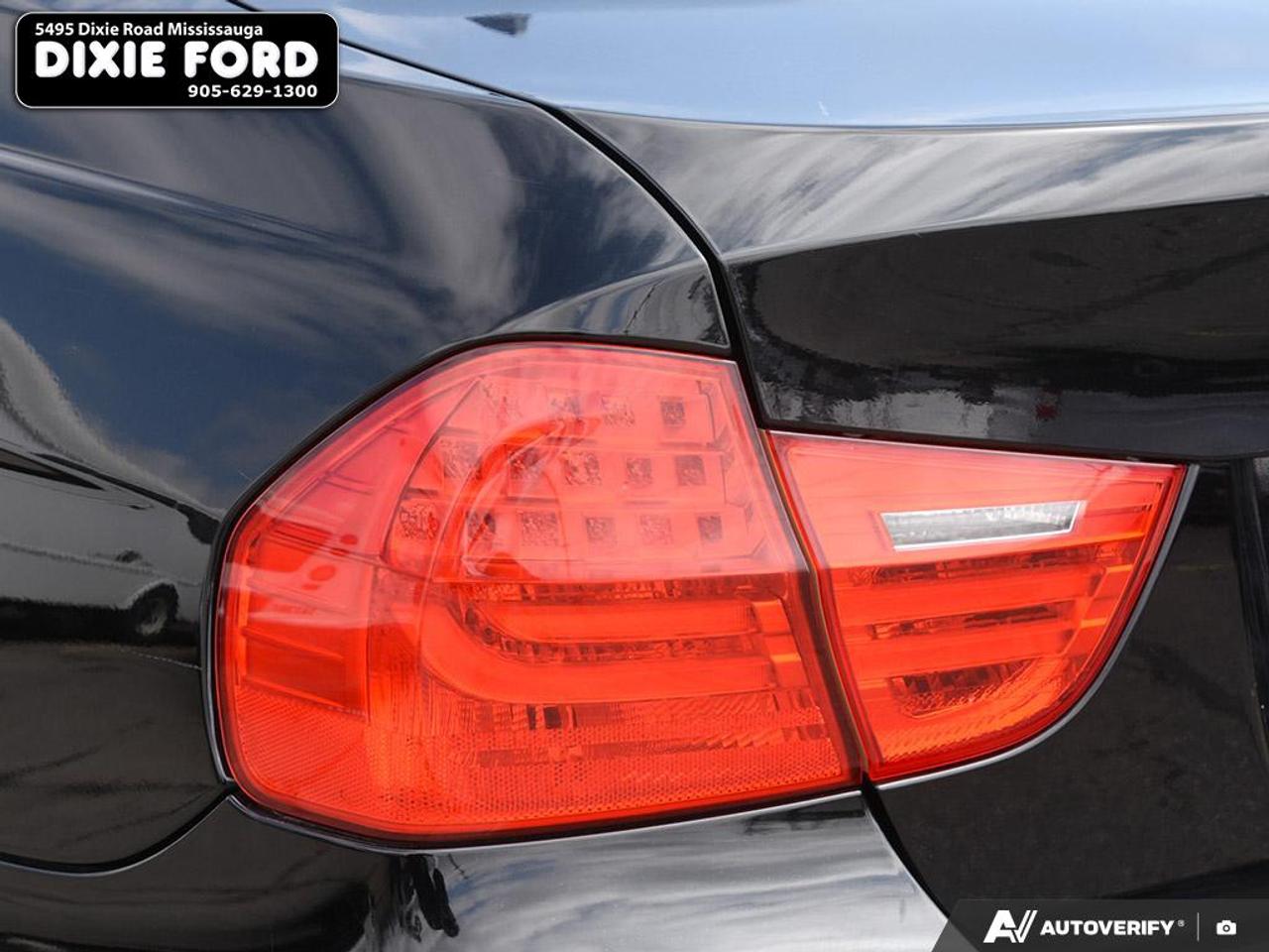2011 BMW 3 Series 328i xDrive AWD Classic Edition Photo