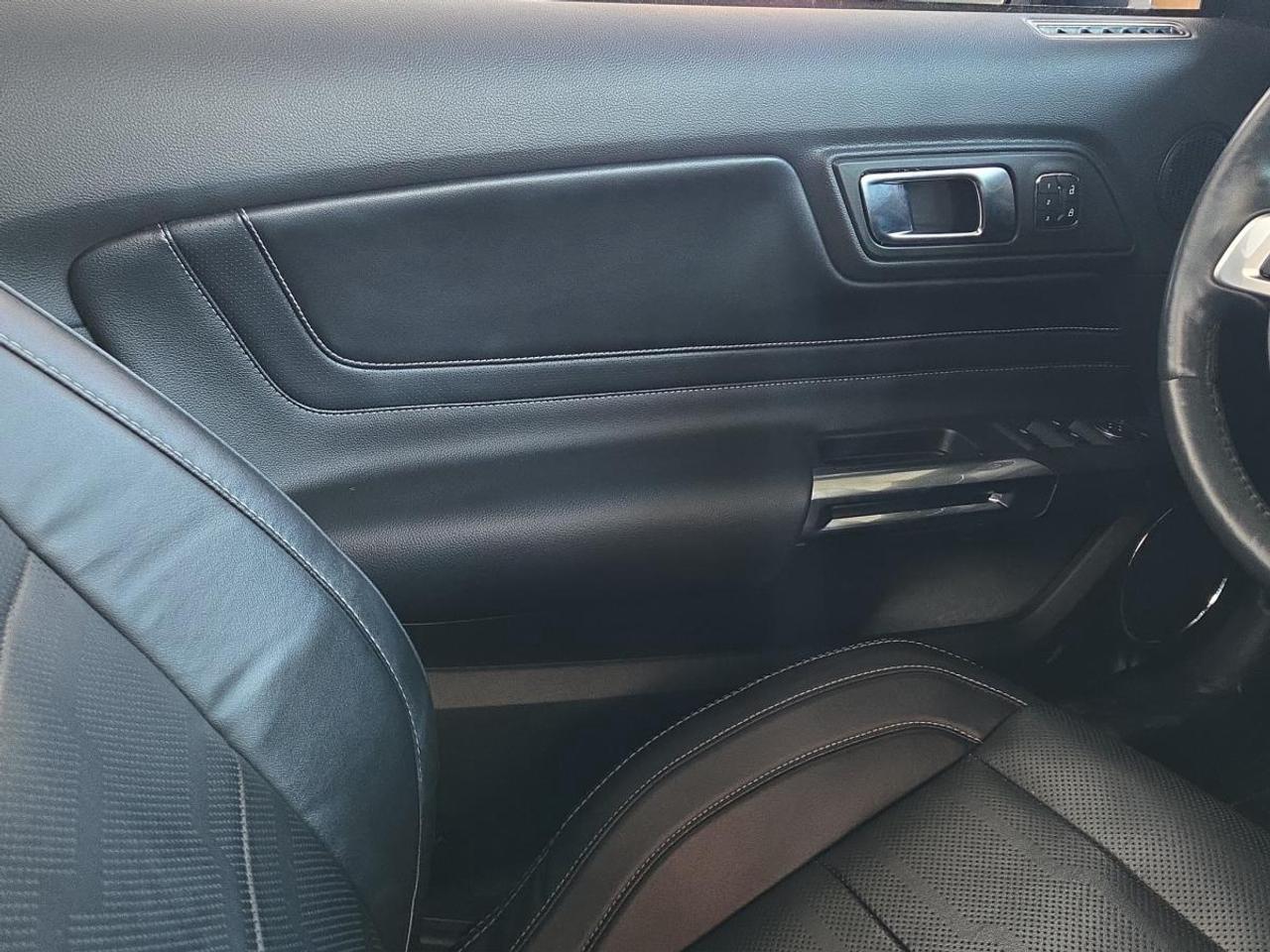 2023 Ford Mustang GT Premium Photo