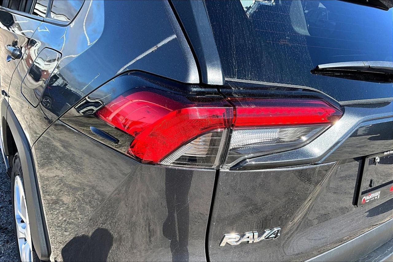 2024 Toyota RAV4 LE Photo