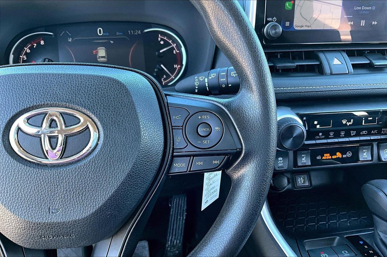 2024 Toyota RAV4 LE Photo
