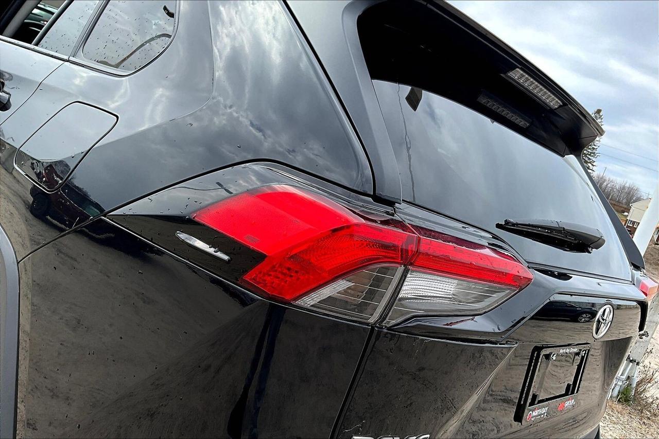 2024 Toyota RAV4 LE Photo