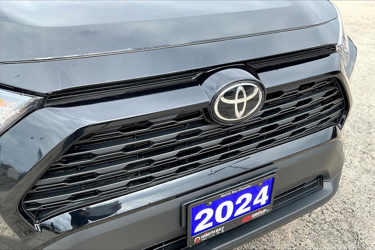 2024 Toyota RAV4 LE Photo