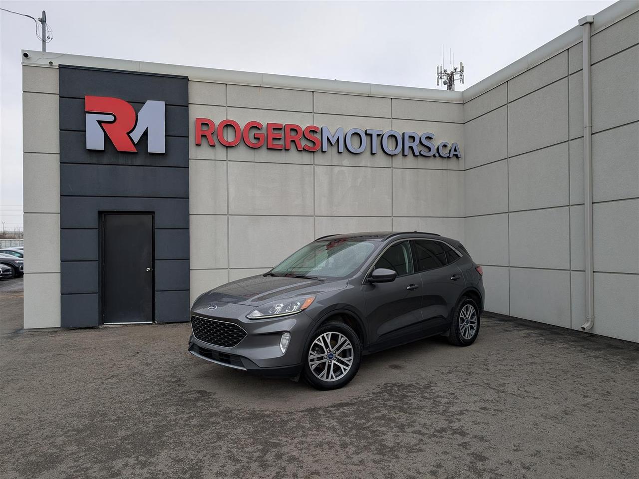 2022 Ford Escape SEL AWD  - NAVI - PANO ROOF - LEATHER - TECH FEATS Photo0