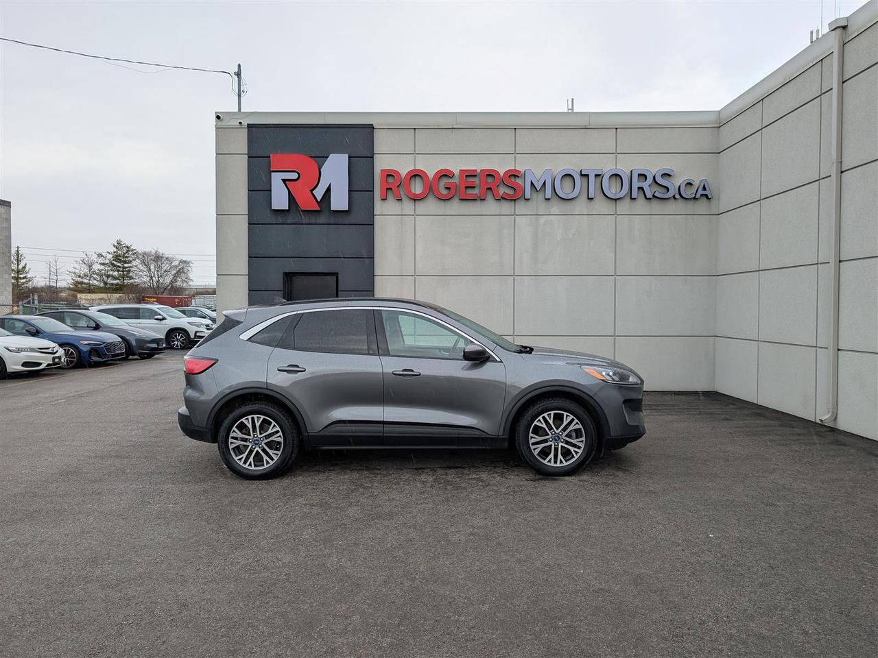 2022 Ford Escape SEL AWD  - NAVI - PANO ROOF - LEATHER - TECH FEATS Photo