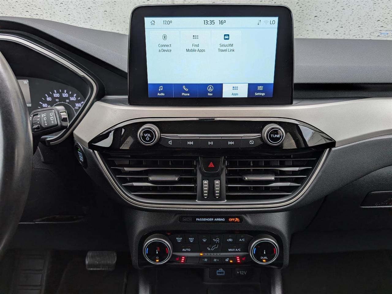 2022 Ford Escape SEL AWD  - NAVI - PANO ROOF - LEATHER - TECH FEATS Photo