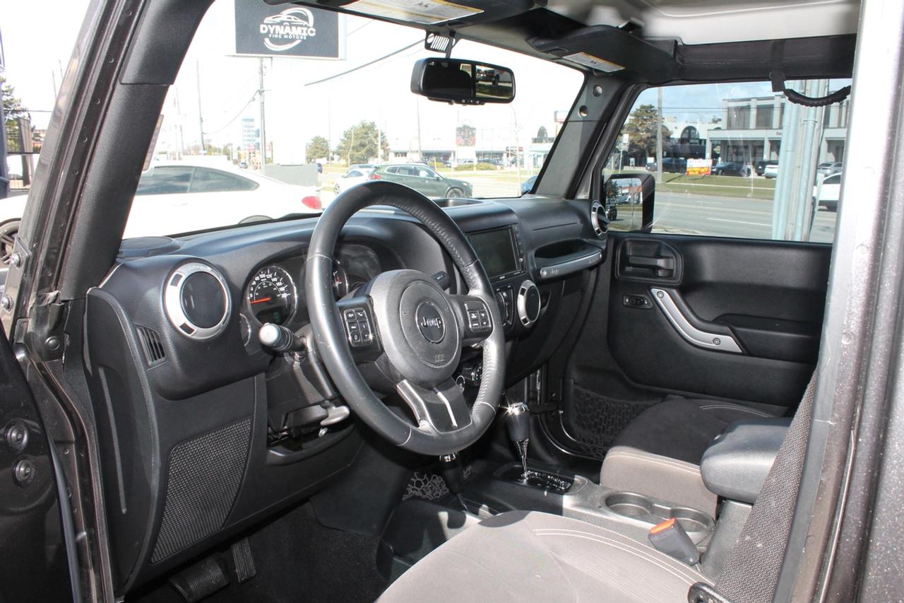 2016 Jeep Wrangler Sahara Unlimited Photo