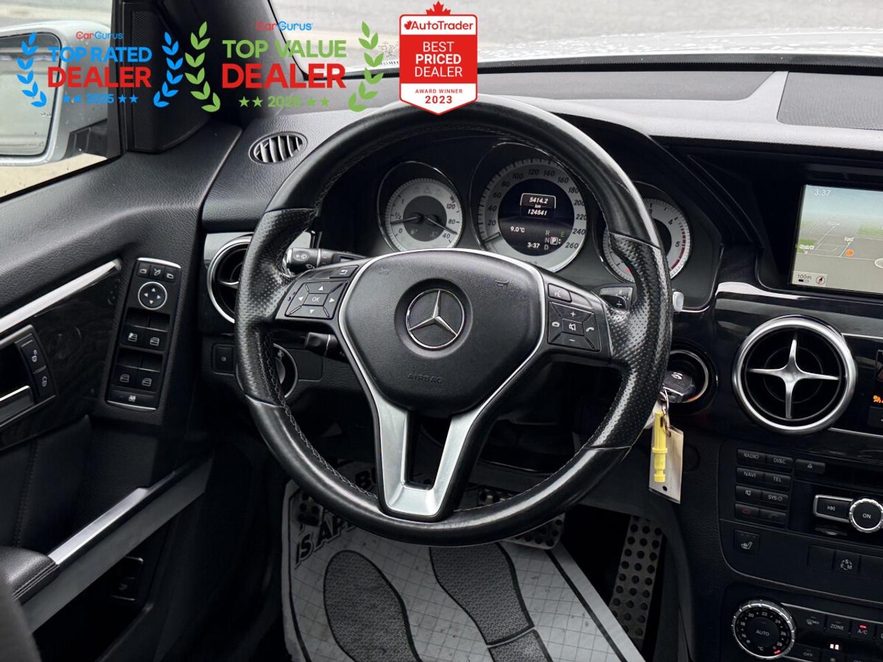 2015 Mercedes-Benz GLK-Class //AMG PKG | PANO | NAVI | REAR CAMERA Photo