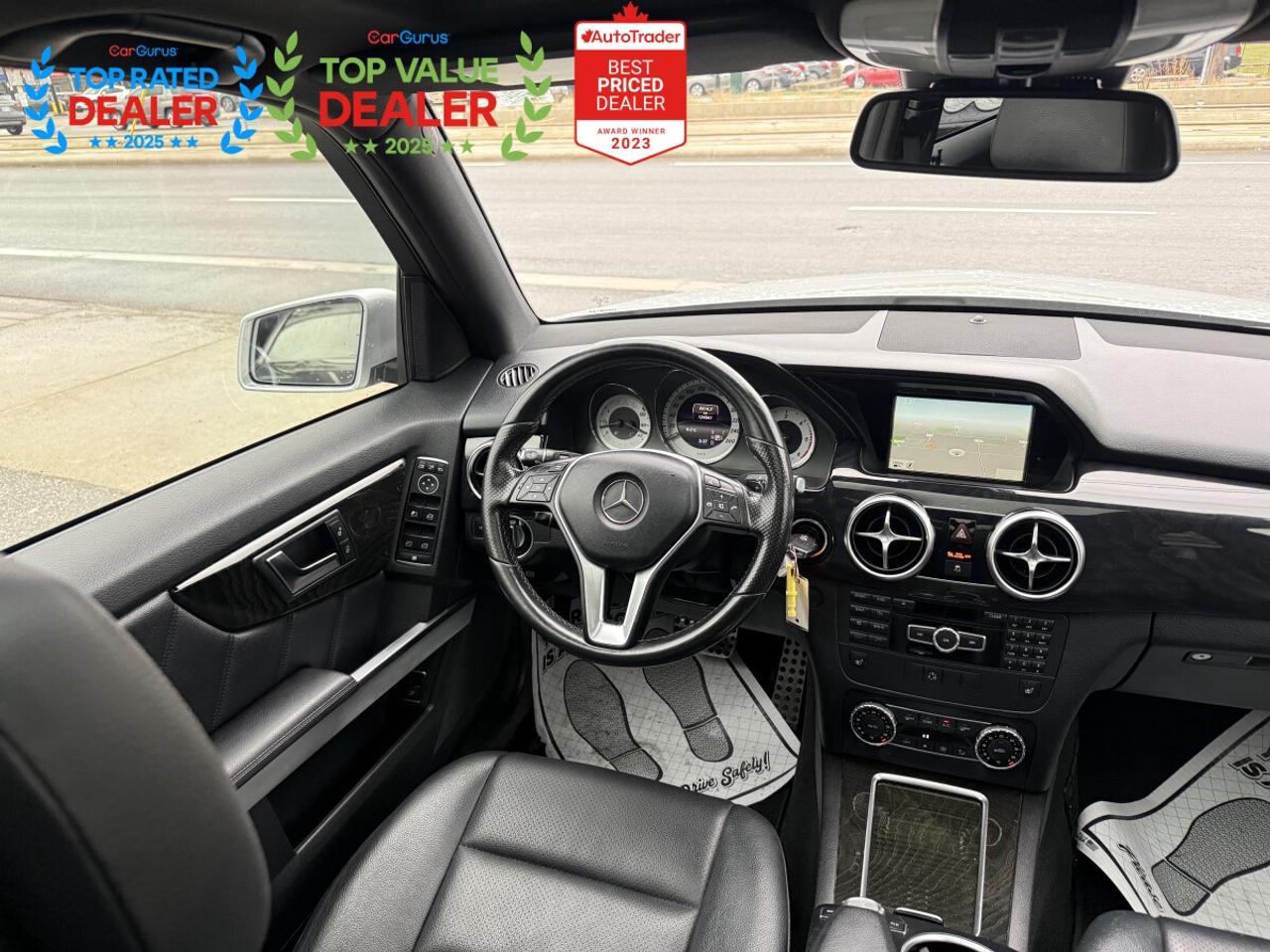 2015 Mercedes-Benz GLK-Class //AMG PKG | PANO | NAVI | REAR CAMERA Photo