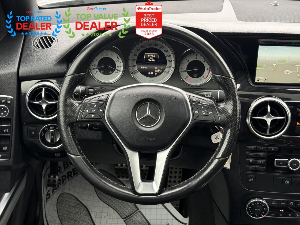2015 Mercedes-Benz GLK-Class //AMG PKG | PANO | NAVI | REAR CAMERA Photo