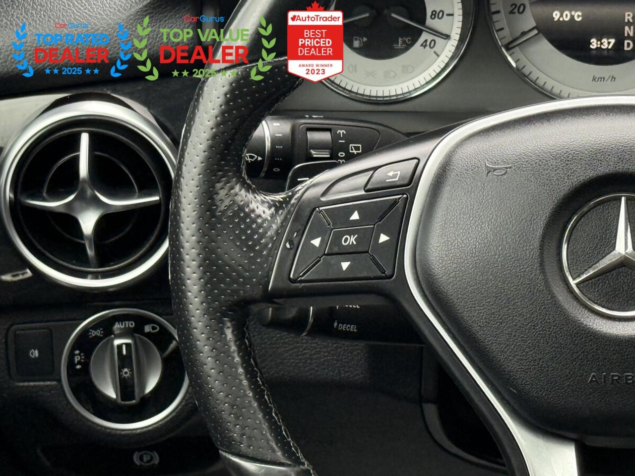 2015 Mercedes-Benz GLK-Class //AMG PKG | PANO | NAVI | REAR CAMERA Photo