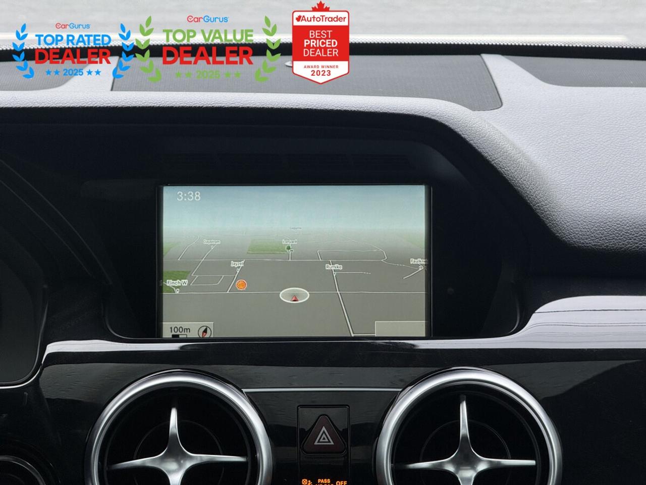 2015 Mercedes-Benz GLK-Class //AMG PKG | PANO | NAVI | REAR CAMERA Photo