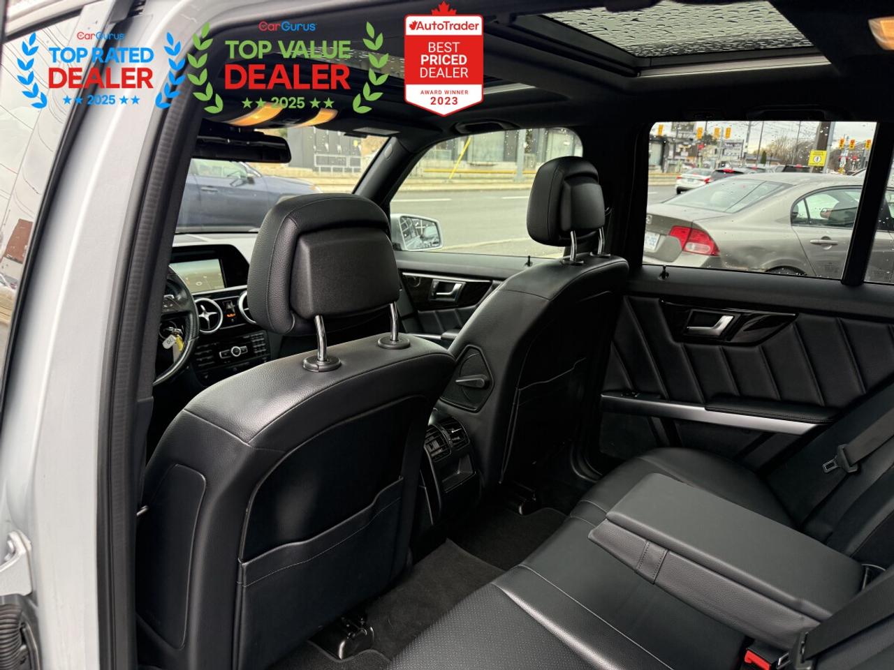 2015 Mercedes-Benz GLK-Class //AMG PKG | PANO | NAVI | REAR CAMERA Photo